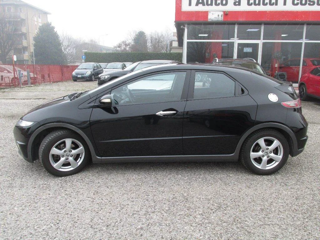 Honda Civic 2009 photo 2
