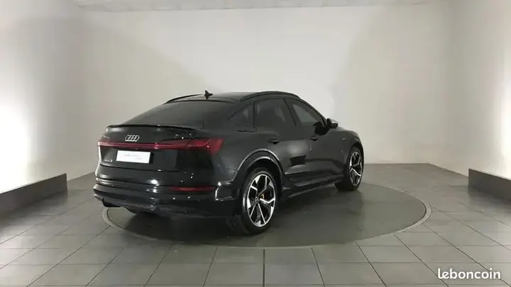 Audi E-Tron 2021 photo 5