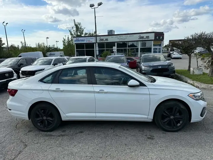 Volkswagen Jetta 2023 photo 3