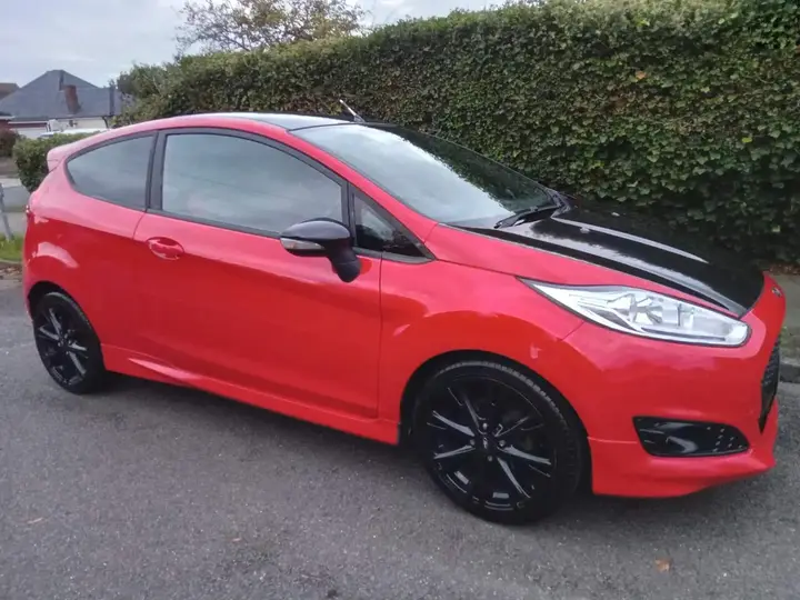 Ford Fiesta 2015 photo 4