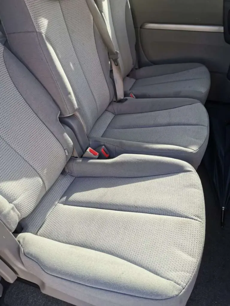 Kia Carnival 2011 photo 3