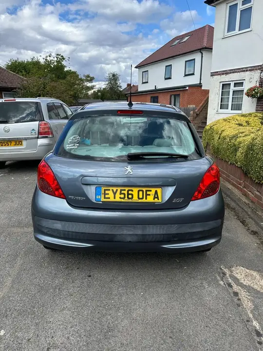 Peugeot 207