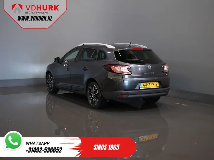 Renault Megane 2012 photo 2