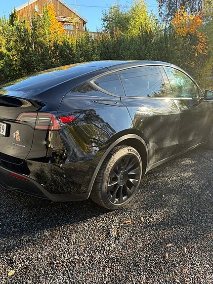 Tesla Model Y 2022 photo 5