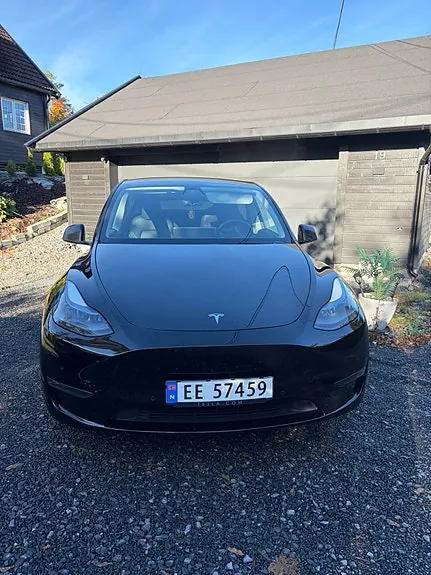 Tesla Model Y 2022 photo 3