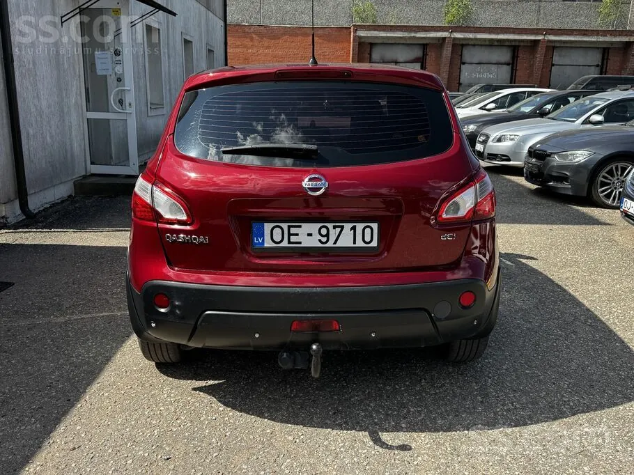 Nissan Qashqai 2013 photo 5