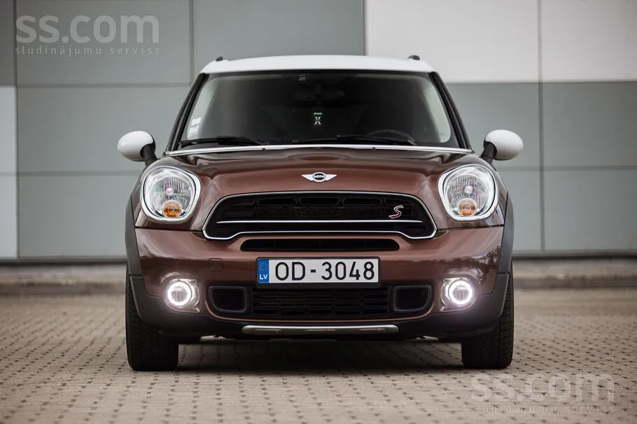 Mini Countryman 2015 photo 2