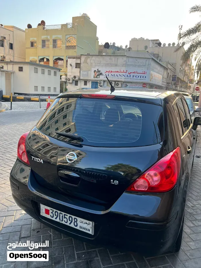 Nissan Tiida 2012 photo 4