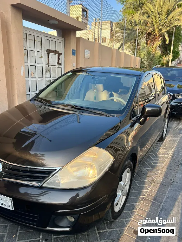 Nissan Tiida