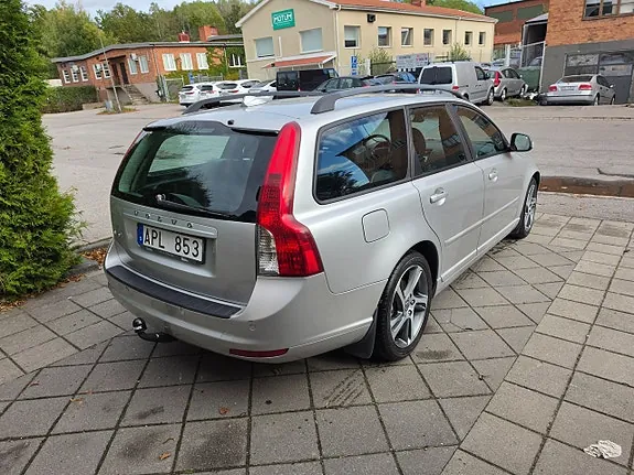 Volvo V50 2010 photo 4