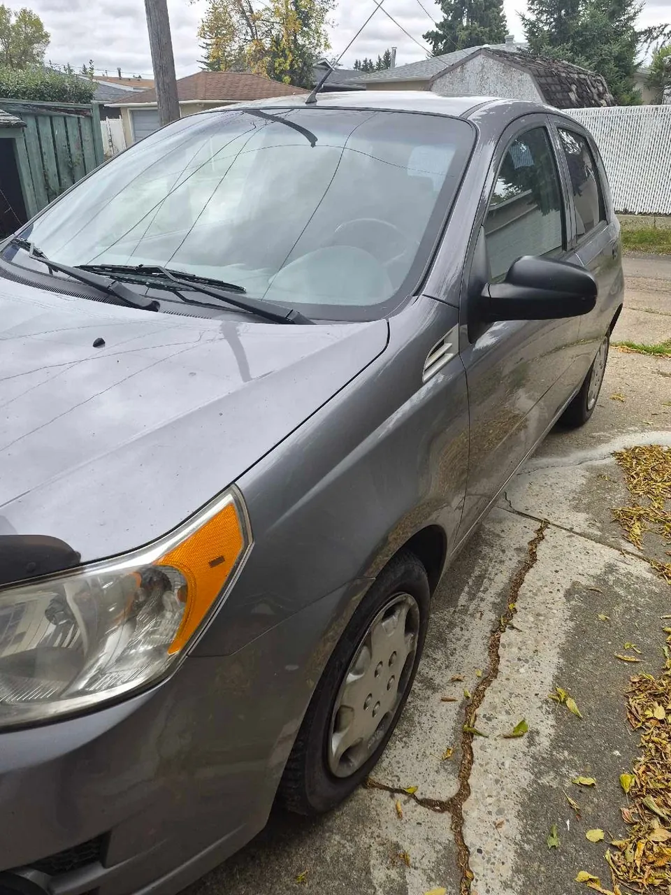 Suzuki Swift 2011 photo 2
