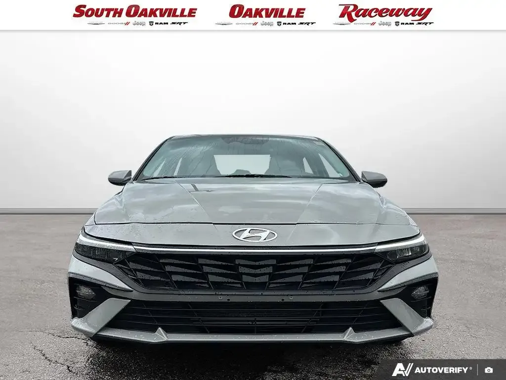 Hyundai Elantra 2025 photo 2
