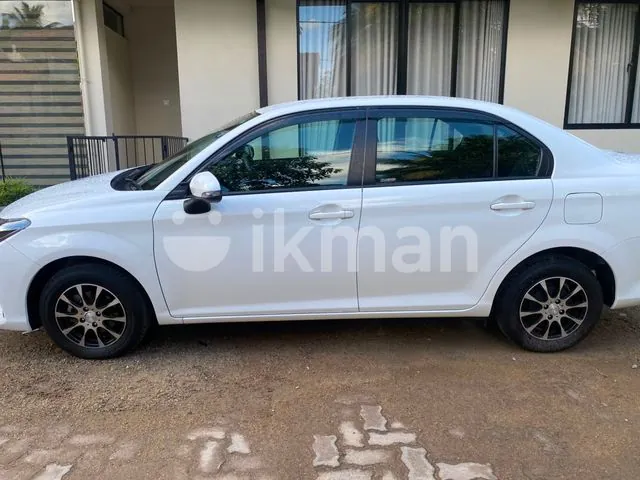 Toyota Axio 2023 photo 2