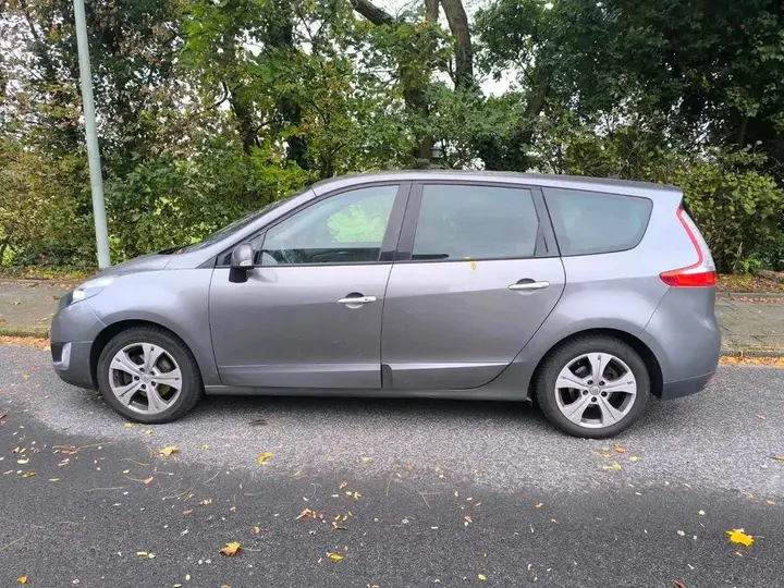 Renault Gran Scenic