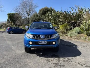 Mitsubishi Triton 2017 photo 3