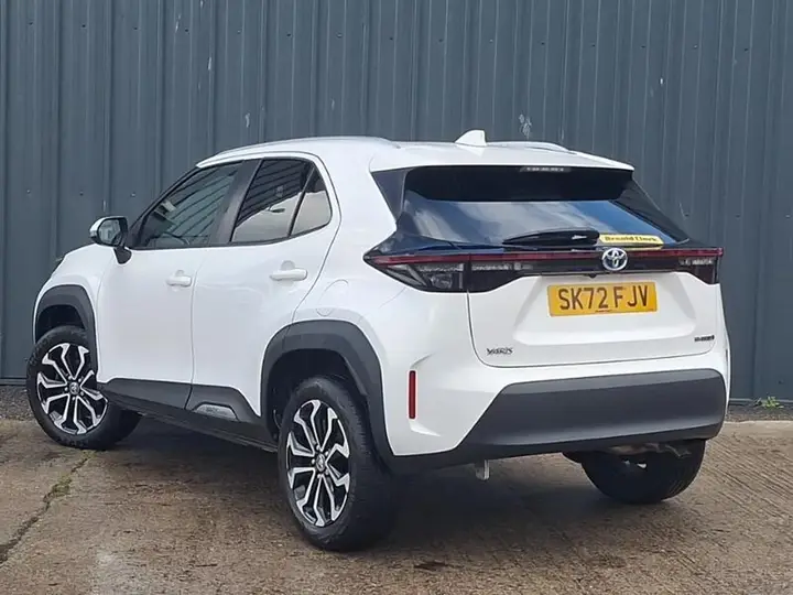 Toyota Yaris Cross 2022 photo 2