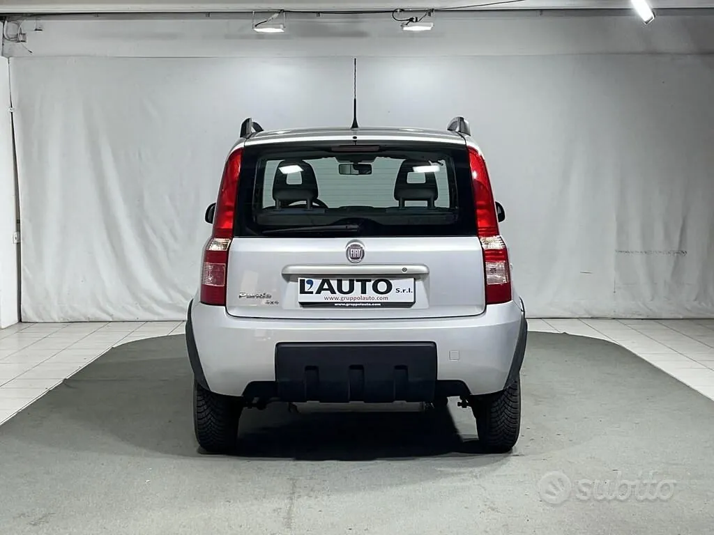 Fiat Panda 2011 photo 4