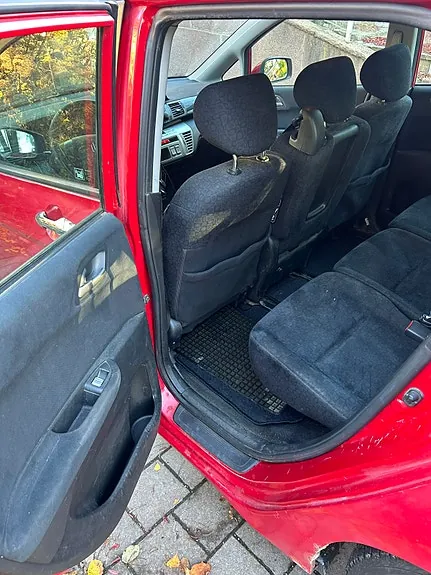 Honda Fr-V 2006 photo 4