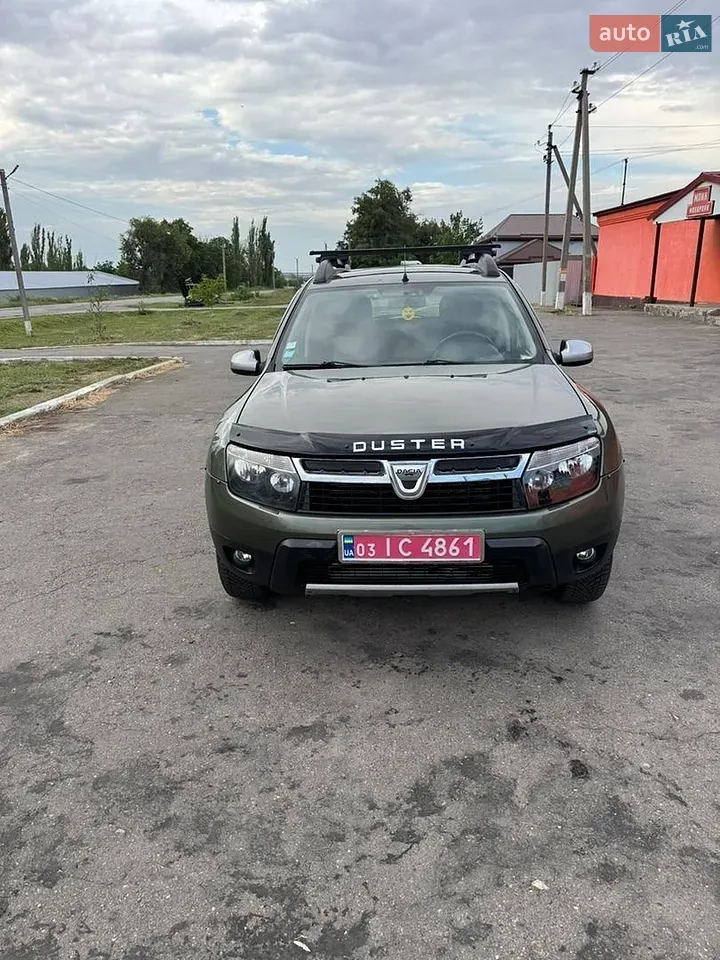 Dacia Duster 2013 photo 2