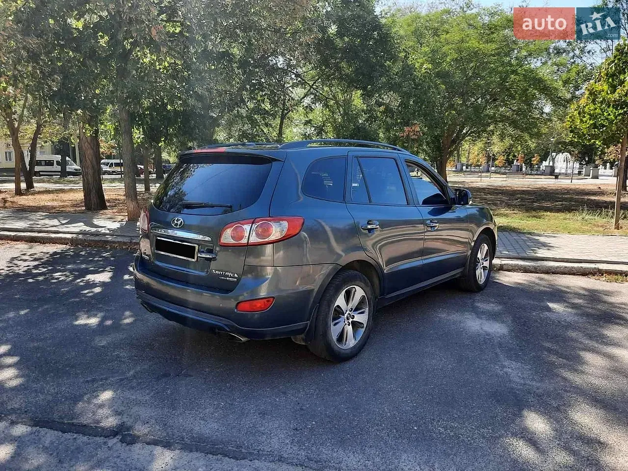 Hyundai Santa Fe 2011 photo 3