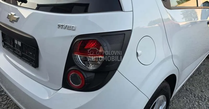 Chevrolet Aveo 2011 photo 5