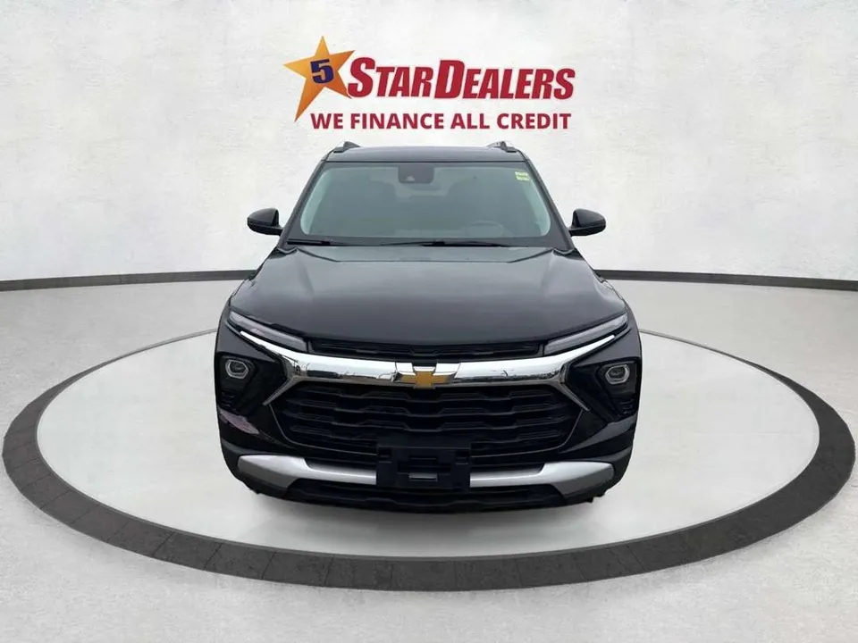 Chevrolet Trailblazer 2024 photo 2
