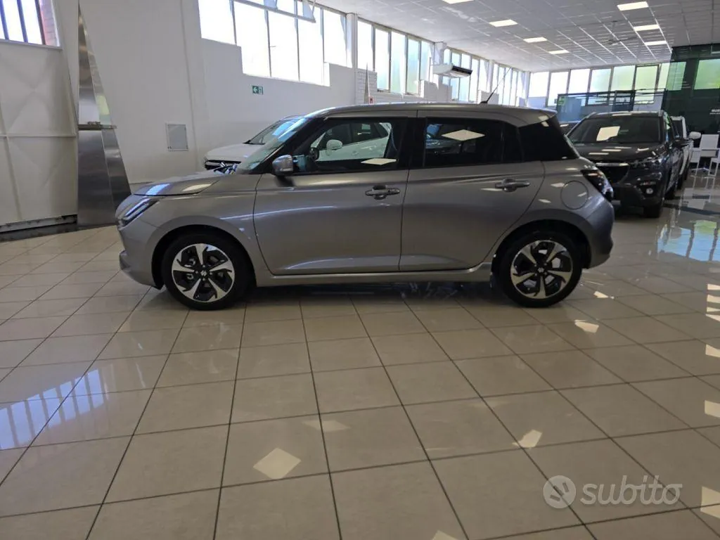 Suzuki Swift 2024 photo 3