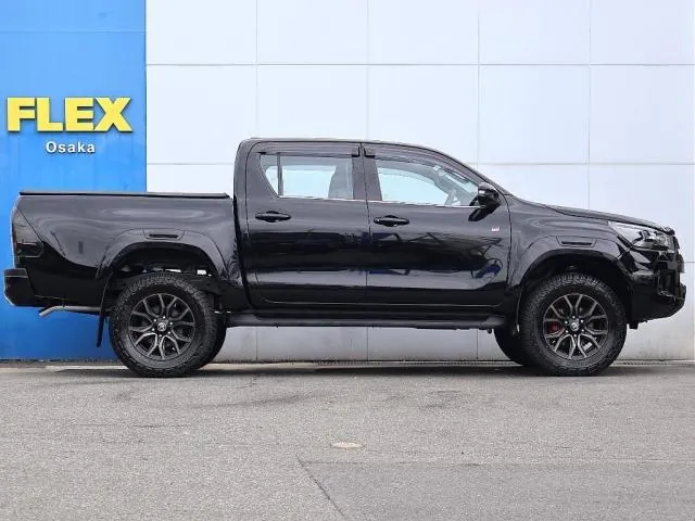 Toyota Hilux 2023 photo 5