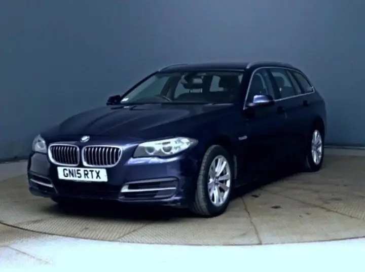 BMW 5 Series 2015 photo 2