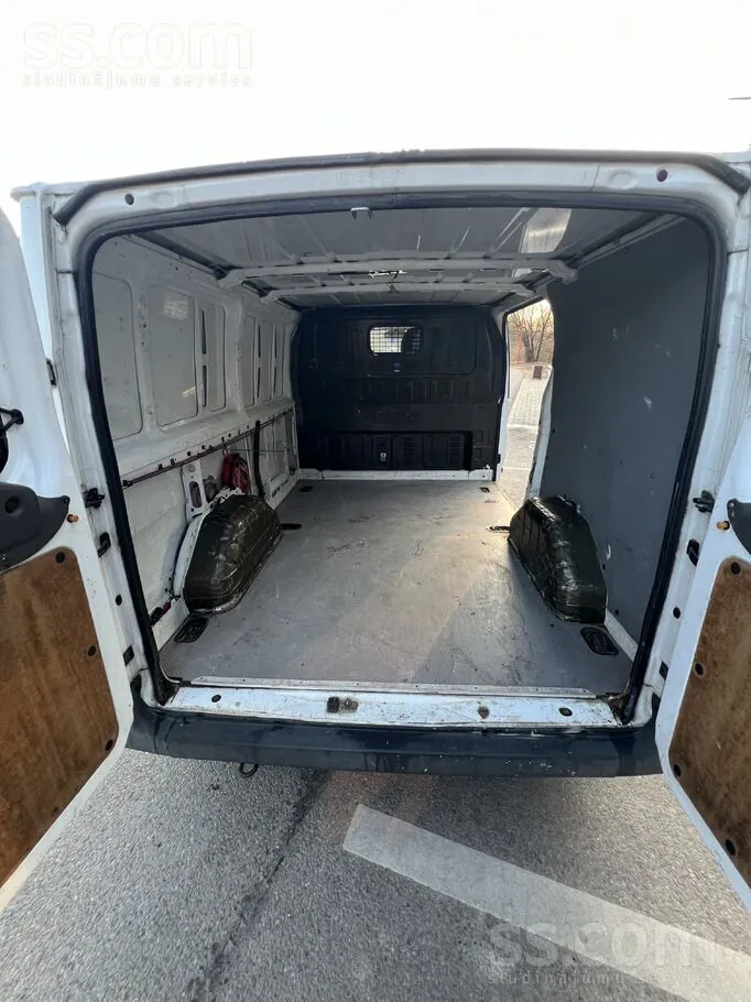 Ford Transit 2011 photo 5