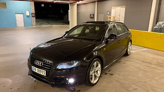 Audi A4 2009 photo 2