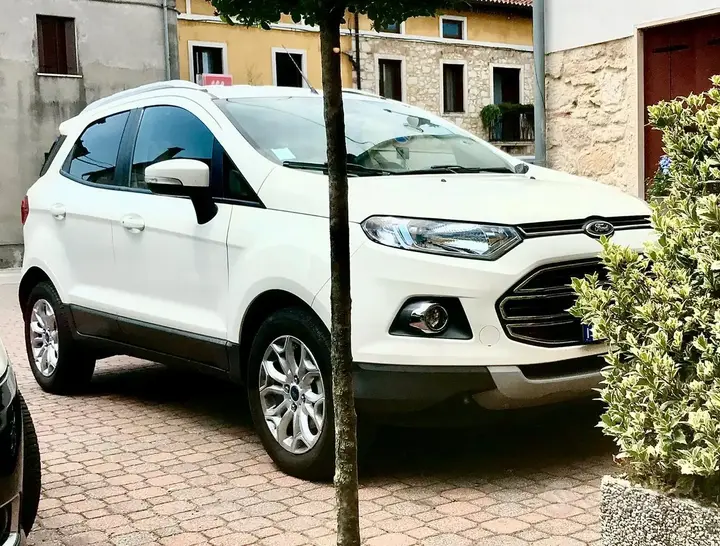 Ford Ecosport 2016 photo 3