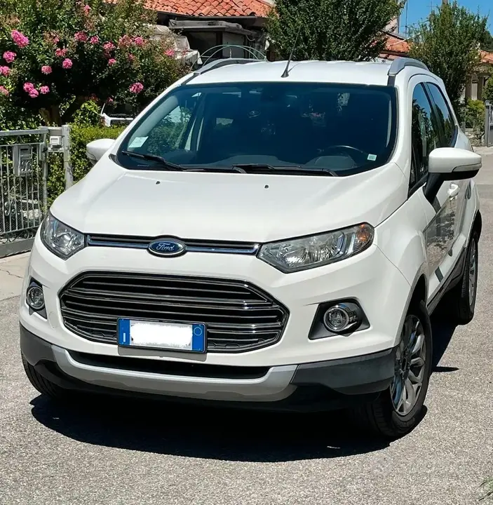 Ford Ecosport 2016 photo 2