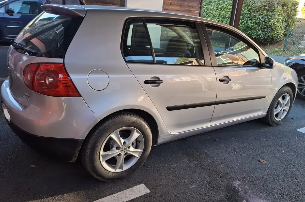 Volkswagen Golf 2006 photo 3