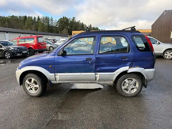 Daihatsu Terios 2006 photo 2