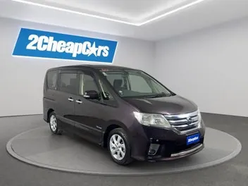 Nissan Serena 2013 photo 4