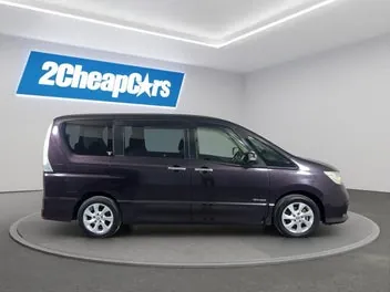 Nissan Serena 2013 photo 5