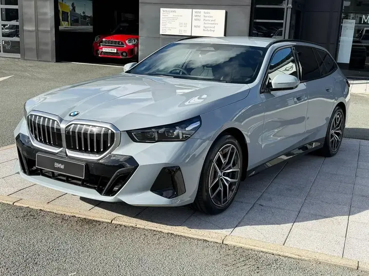 BMW 520I photo 3