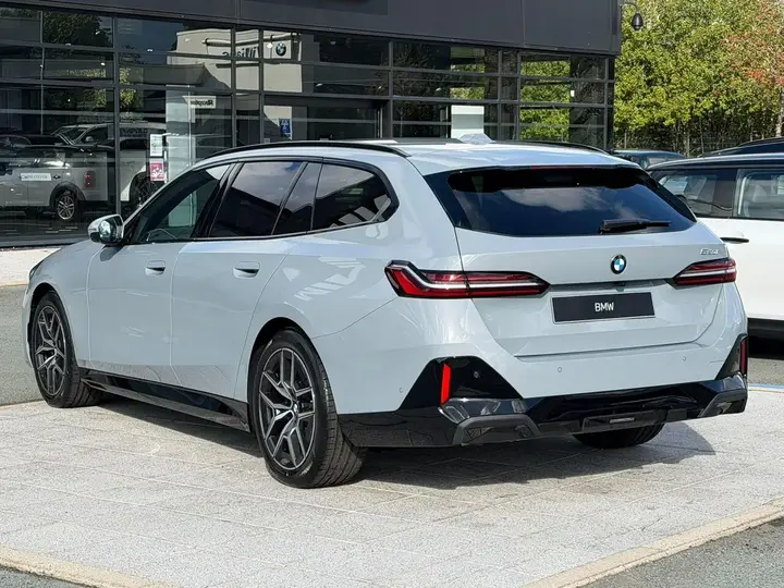 BMW 520I photo 4