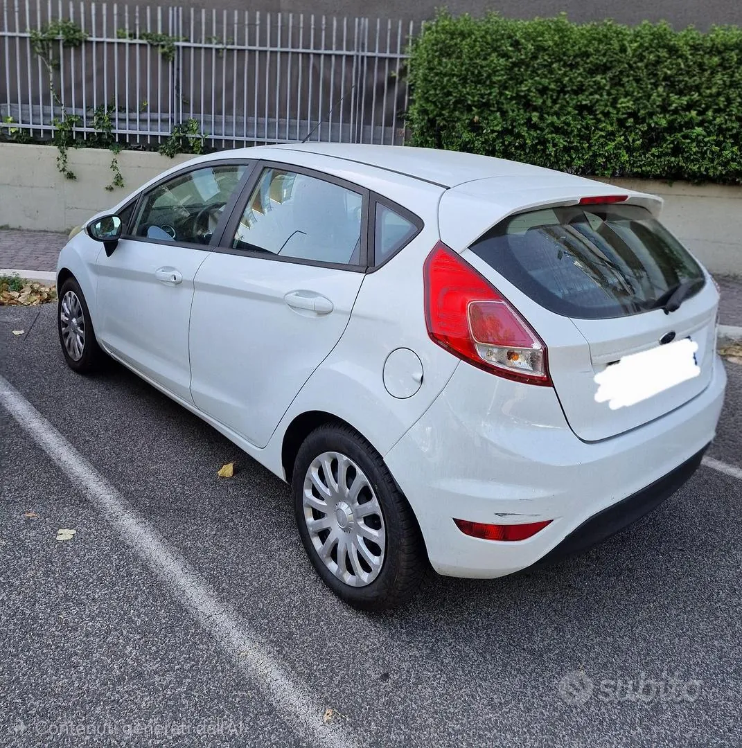 Ford Fiesta 2016 photo 3