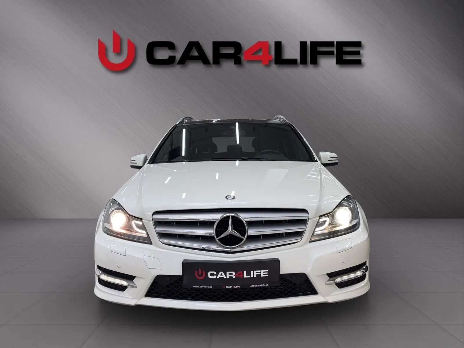 Mercedes-Benz C 250 2011 photo 2