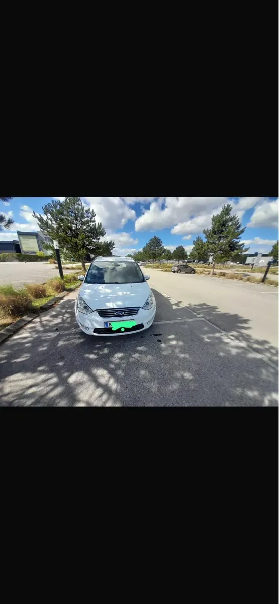 Ford Galaxy 2014 photo 3