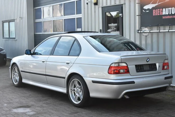 BMW 5 Series 2001 photo 3