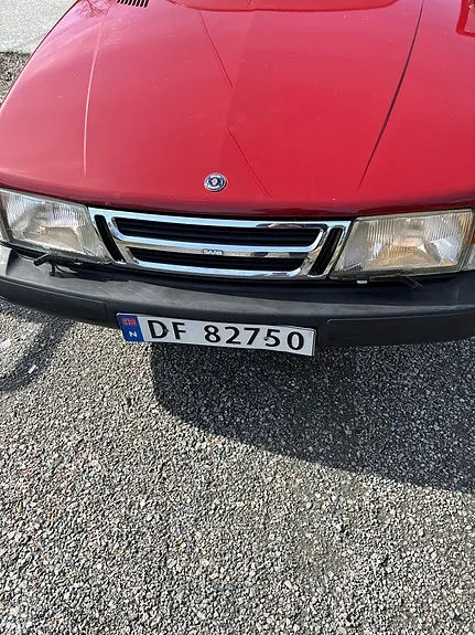 Saab 900