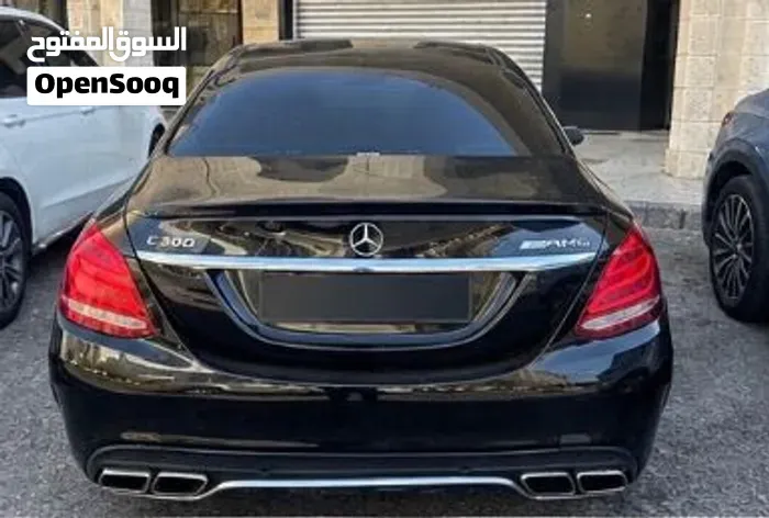 Mercedes-Benz C300 2015 photo 2