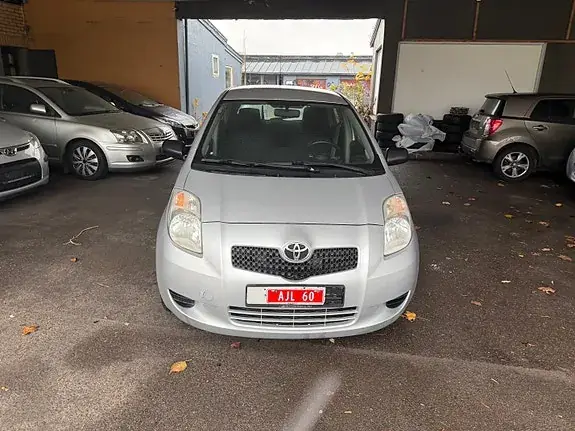 Toyota Yaris 2008 photo 3