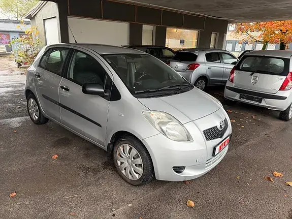 Toyota Yaris 2008 photo 2