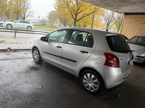Toyota Yaris 2008 photo 5
