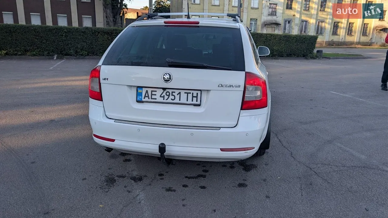 Skoda Octavia 2010 photo 5