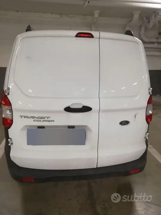Ford Transit Courier 2020 photo 2